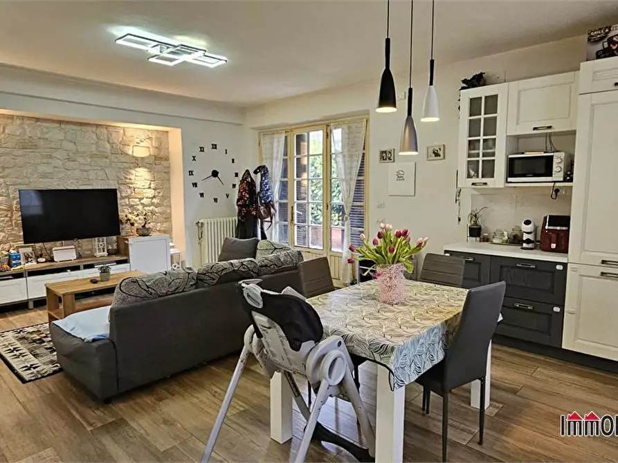 Immagine 5 di Appartamento in vendita  a Colle Di Val D'elsa