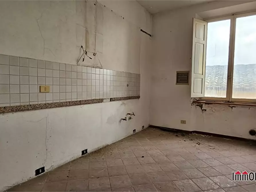 Immagine 5 di Appartamento in vendita  a Colle Di Val D'elsa