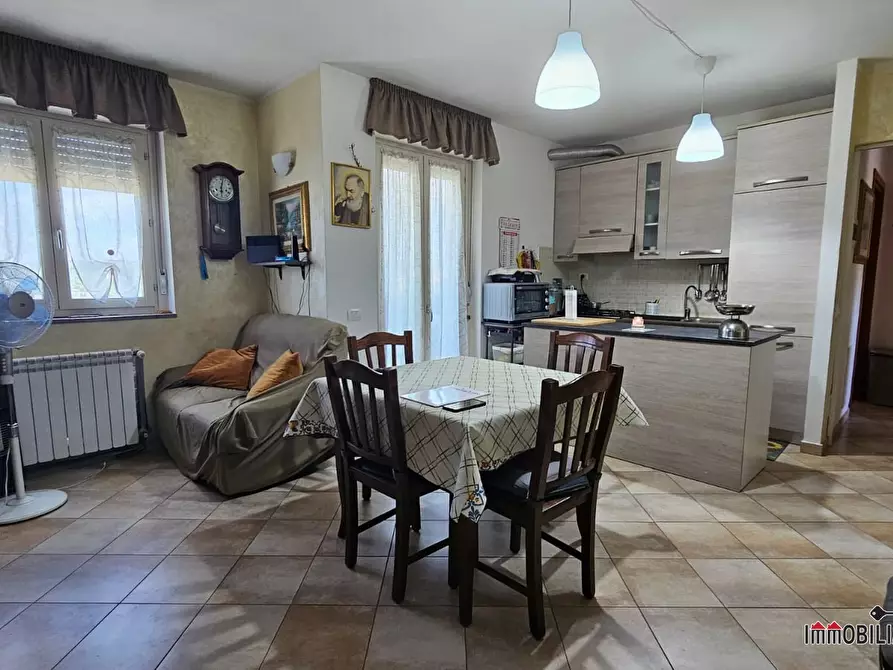 Immagine 3 di Appartamento in vendita  a Colle Di Val D'elsa