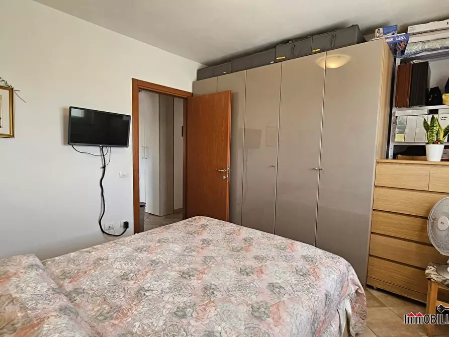 Immagine 5 di Appartamento in vendita  a Colle Di Val D'elsa