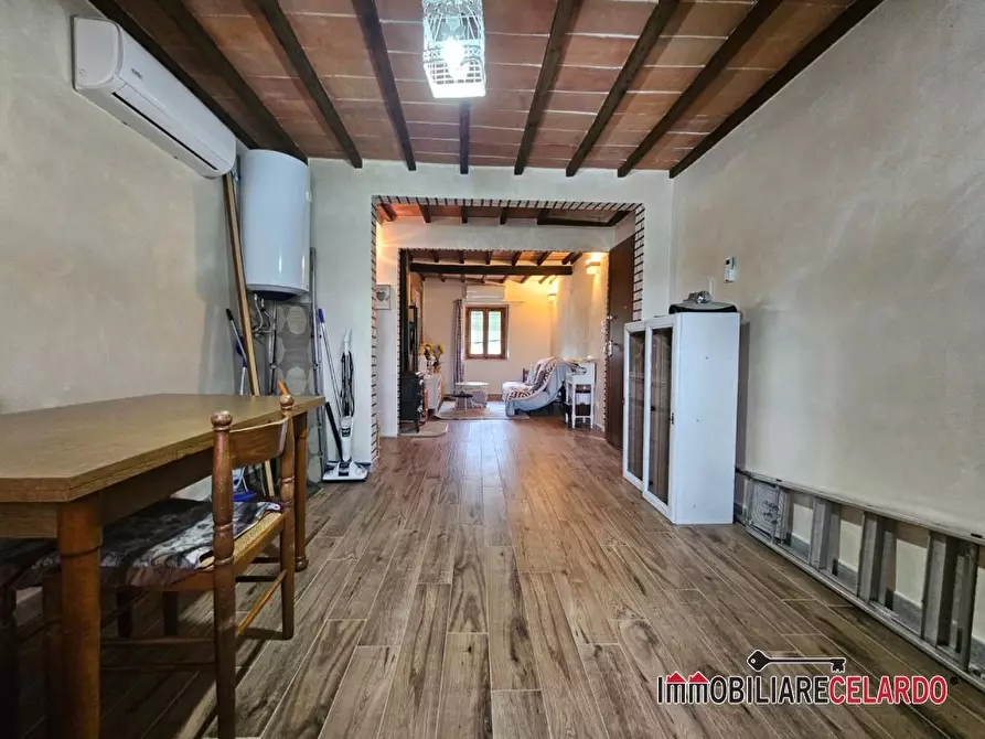 Immagine 4 di Appartamento in vendita  a Colle Di Val D'elsa