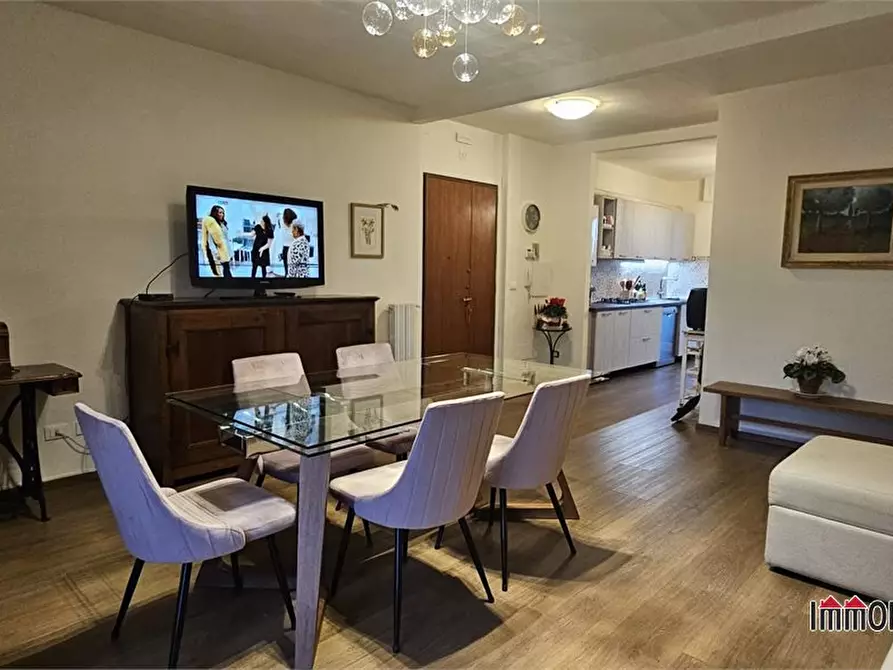 Immagine 3 di Appartamento in vendita  a Colle Di Val D'elsa