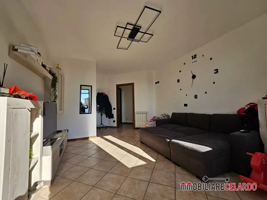 Immagine 2 di Appartamento in vendita  a Colle Di Val D'elsa