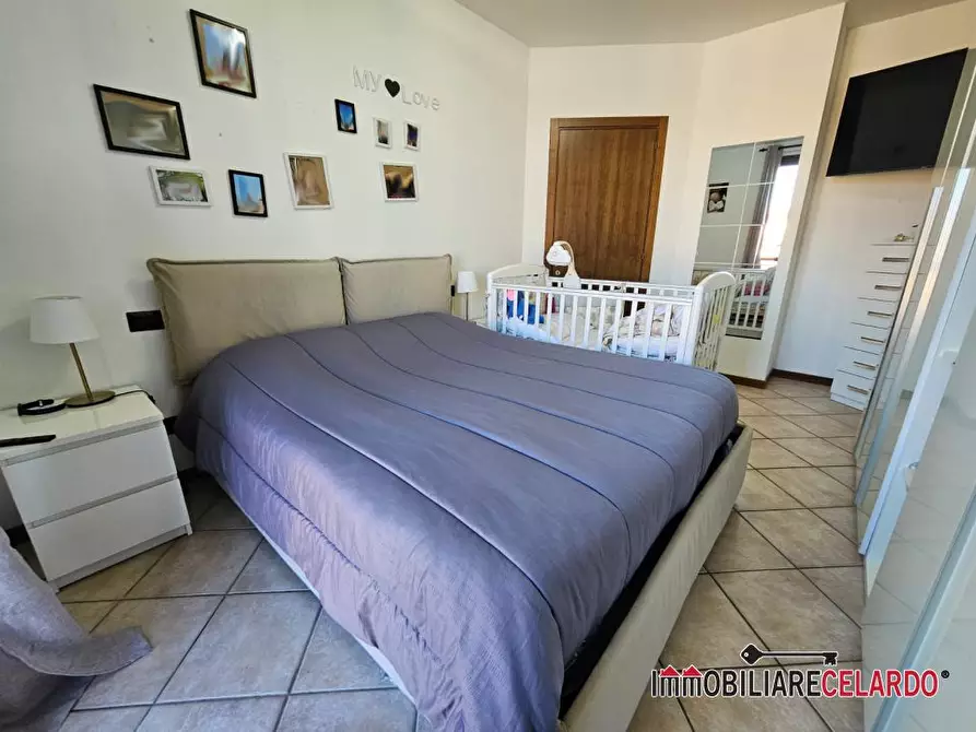 Immagine 7 di Appartamento in vendita  a Colle Di Val D'elsa