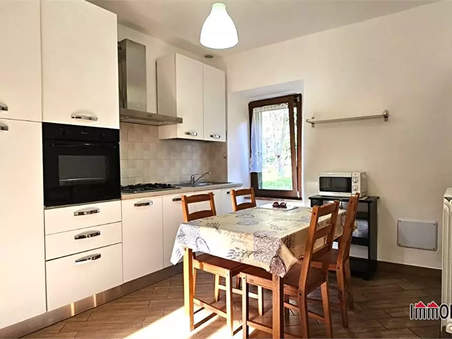 Immagine 1 di Appartamento in vendita  a Colle Di Val D'elsa