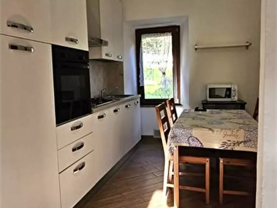 Immagine 5 di Appartamento in vendita  a Colle Di Val D'elsa