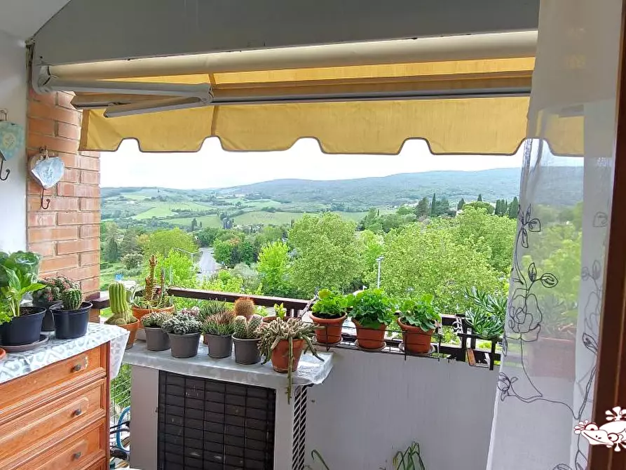 Immagine 5 di Appartamento in vendita  a San Gimignano