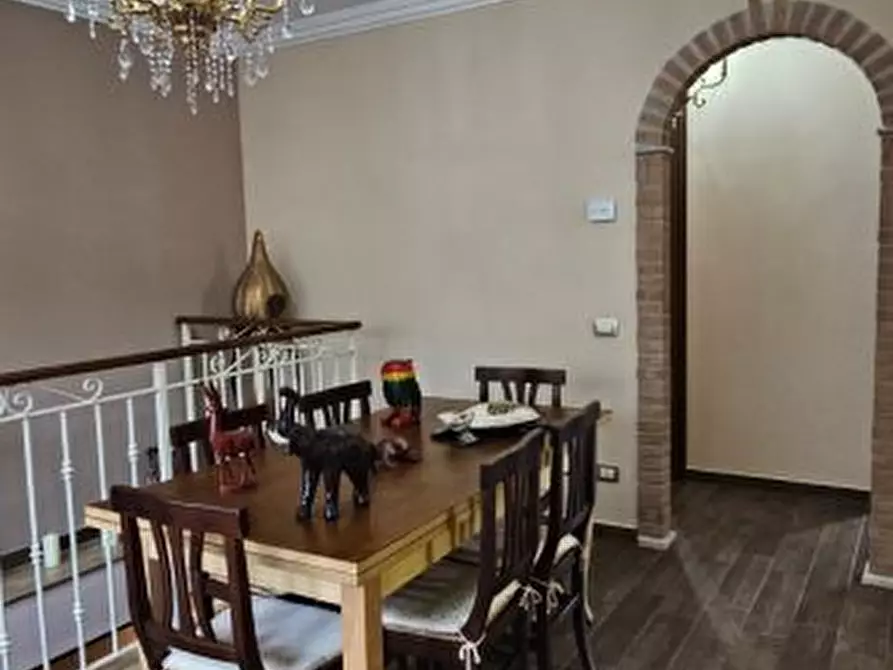 Immagine 5 di Appartamento in vendita  a Colle Di Val D'elsa