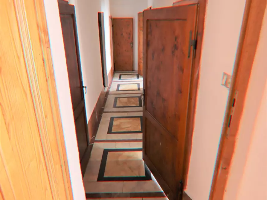 Immagine 6 di Appartamento in vendita  a Colle Di Val D'elsa