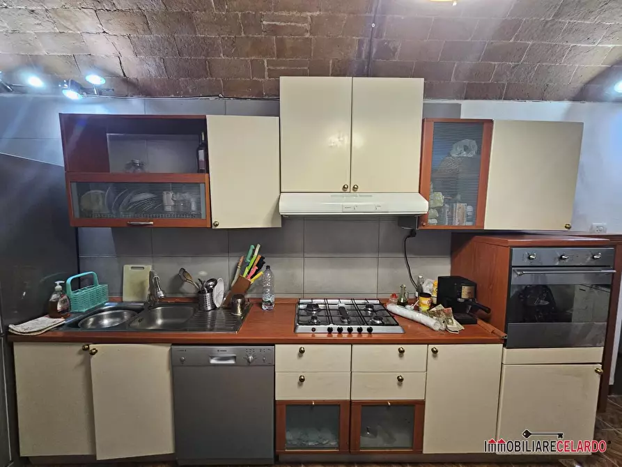 Immagine 7 di Appartamento in vendita  a Siena