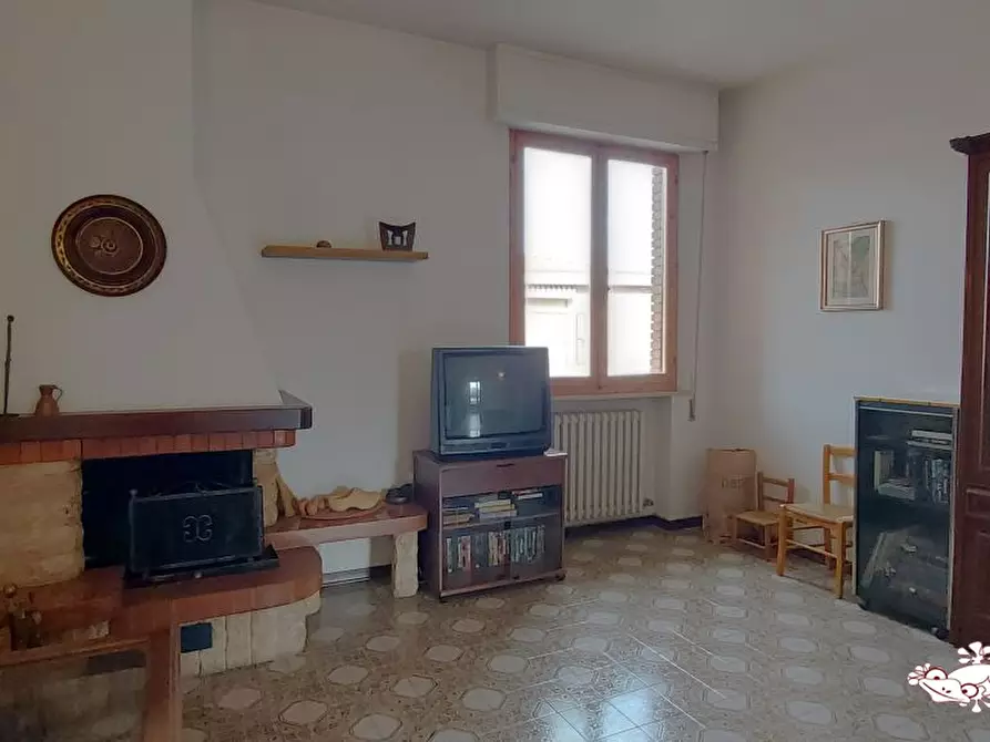 Immagine 2 di Appartamento in vendita  a Poggibonsi