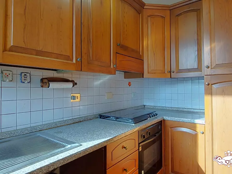 Immagine 8 di Appartamento in vendita  a Poggibonsi