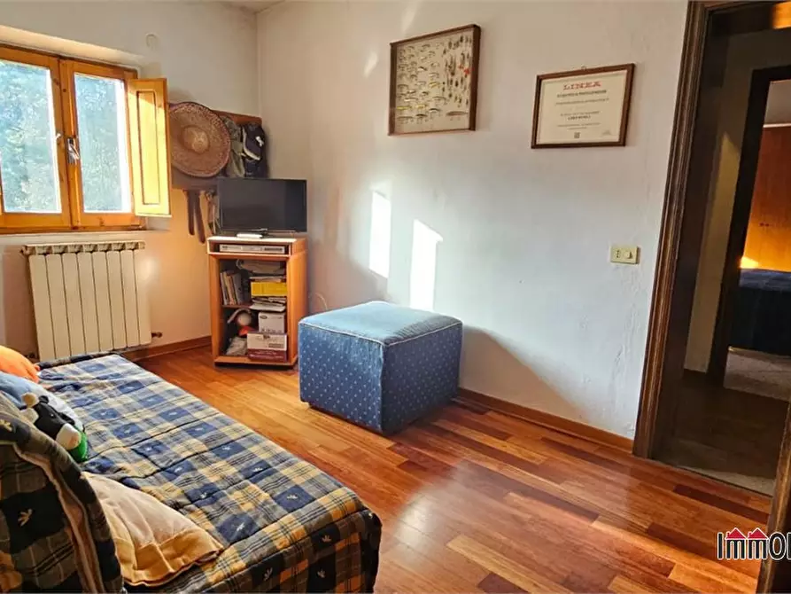 Immagine 5 di Appartamento in vendita  a Colle Di Val D'elsa