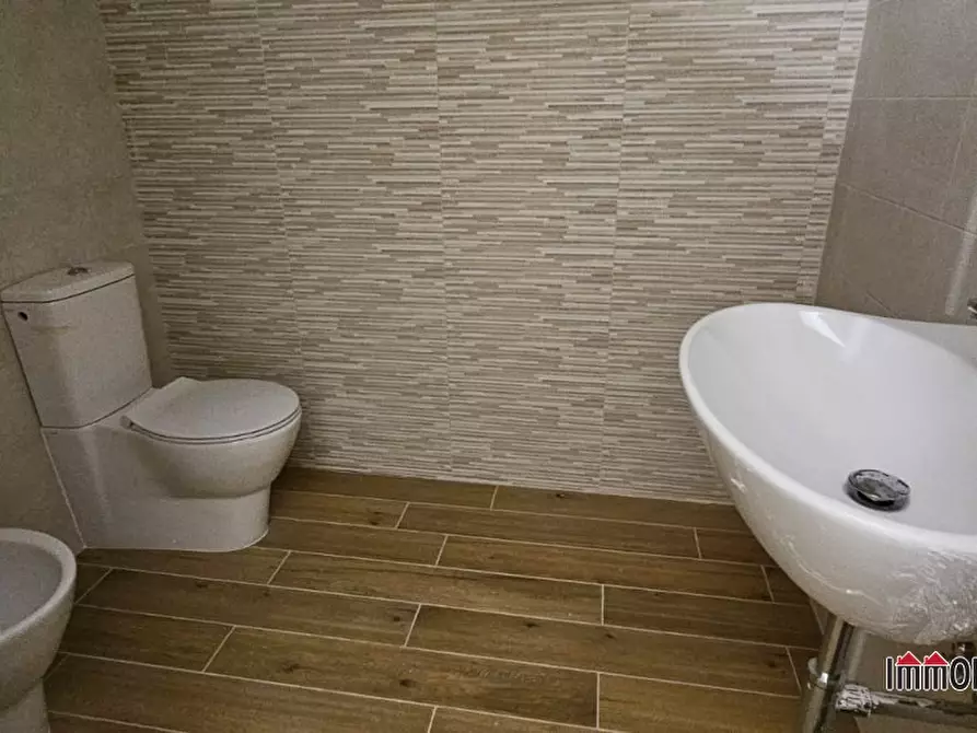 Immagine 10 di Appartamento in vendita  a Colle Di Val D'elsa