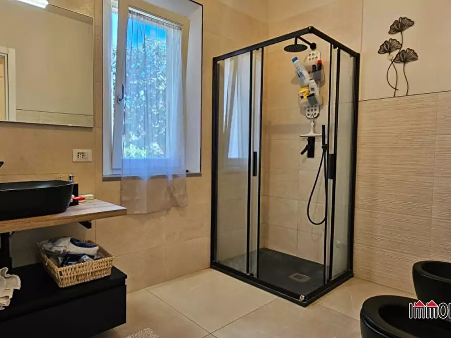 Immagine 8 di Appartamento in vendita  a Colle Di Val D'elsa