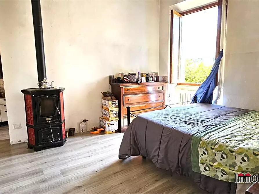 Immagine 6 di Appartamento in vendita  a Colle Di Val D'elsa