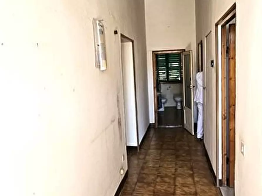 Immagine 4 di Appartamento in vendita  a Colle Di Val D'elsa