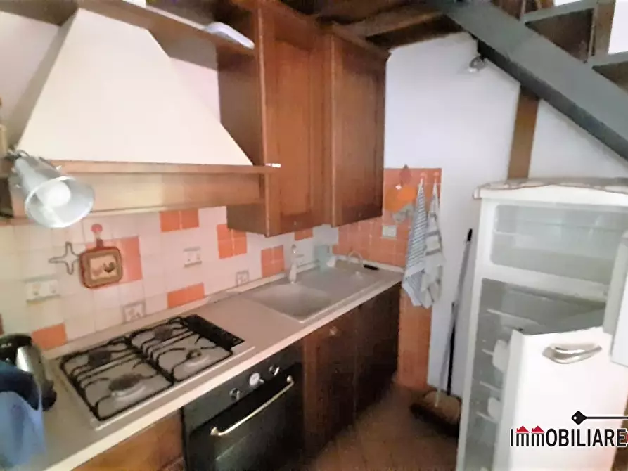 Immagine 3 di Appartamento in vendita  a Radicondoli