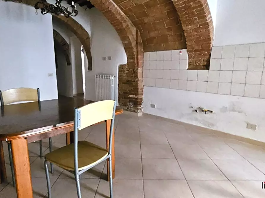 Immagine 2 di Appartamento in vendita  a Colle Di Val D'elsa