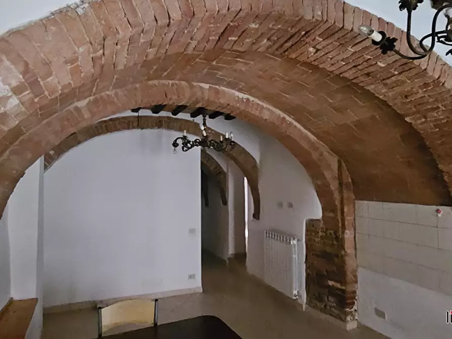 Immagine 7 di Appartamento in vendita  a Colle Di Val D'elsa