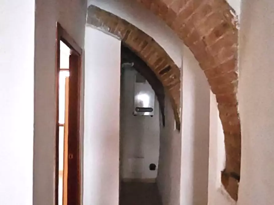 Immagine 8 di Appartamento in vendita  a Colle Di Val D'elsa