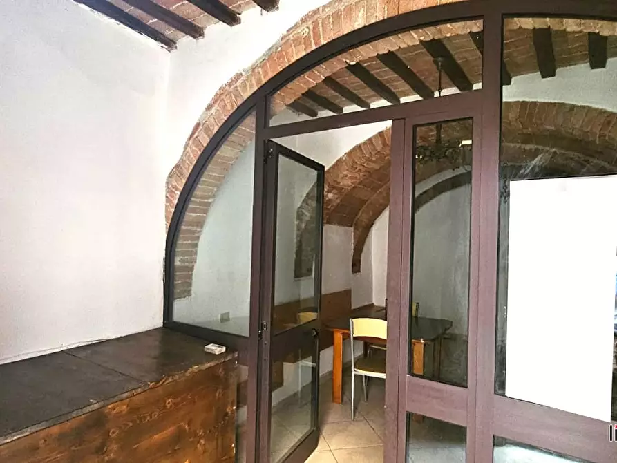 Immagine 6 di Appartamento in vendita  a Colle Di Val D'elsa