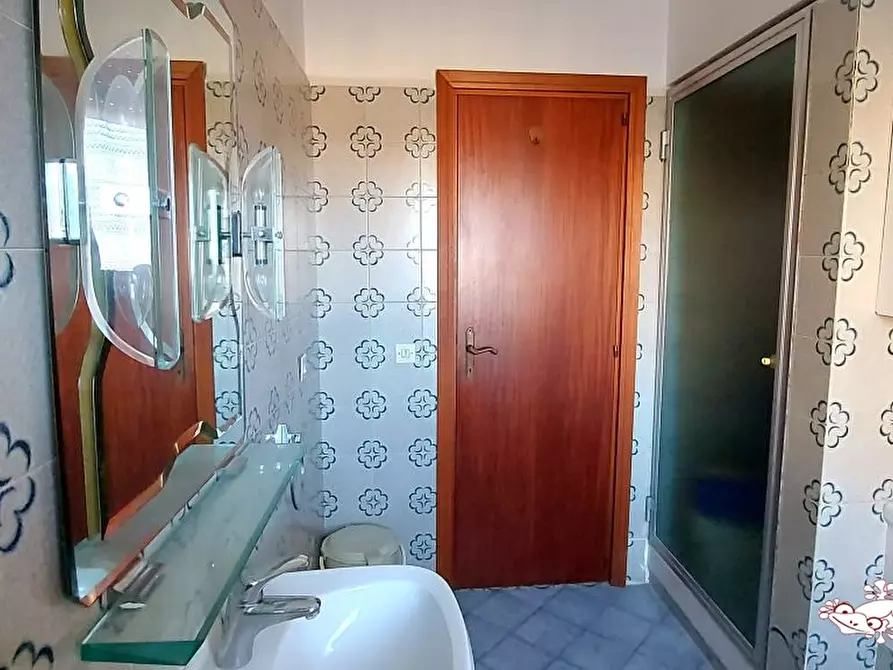 Immagine 10 di Appartamento in vendita  a Poggibonsi