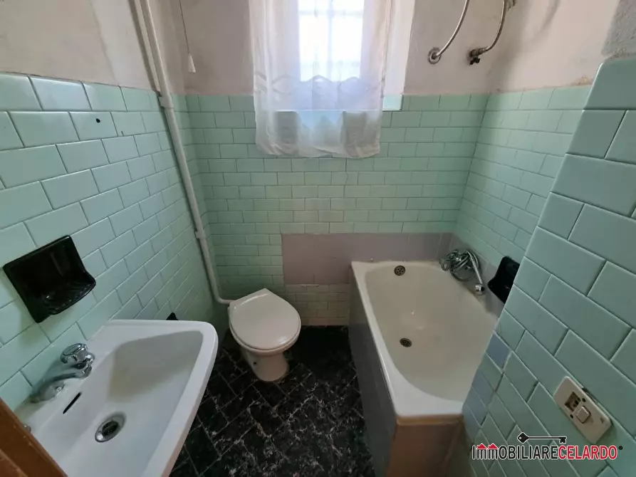 Immagine 6 di Appartamento in vendita  a San Gimignano