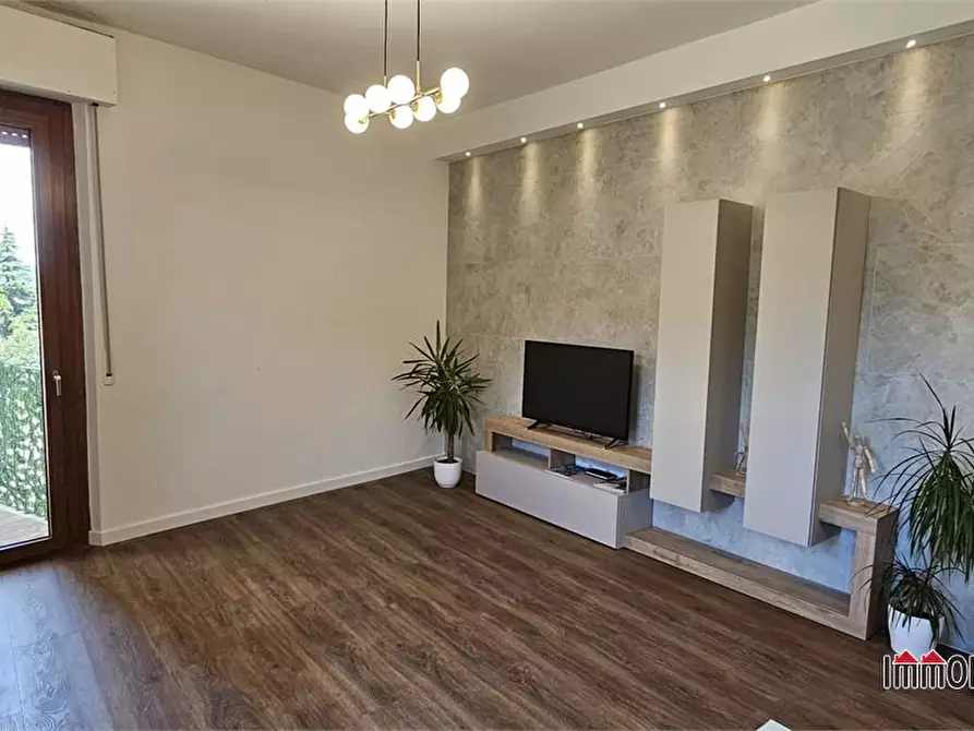 Immagine 2 di Appartamento in vendita  a Colle Di Val D'elsa