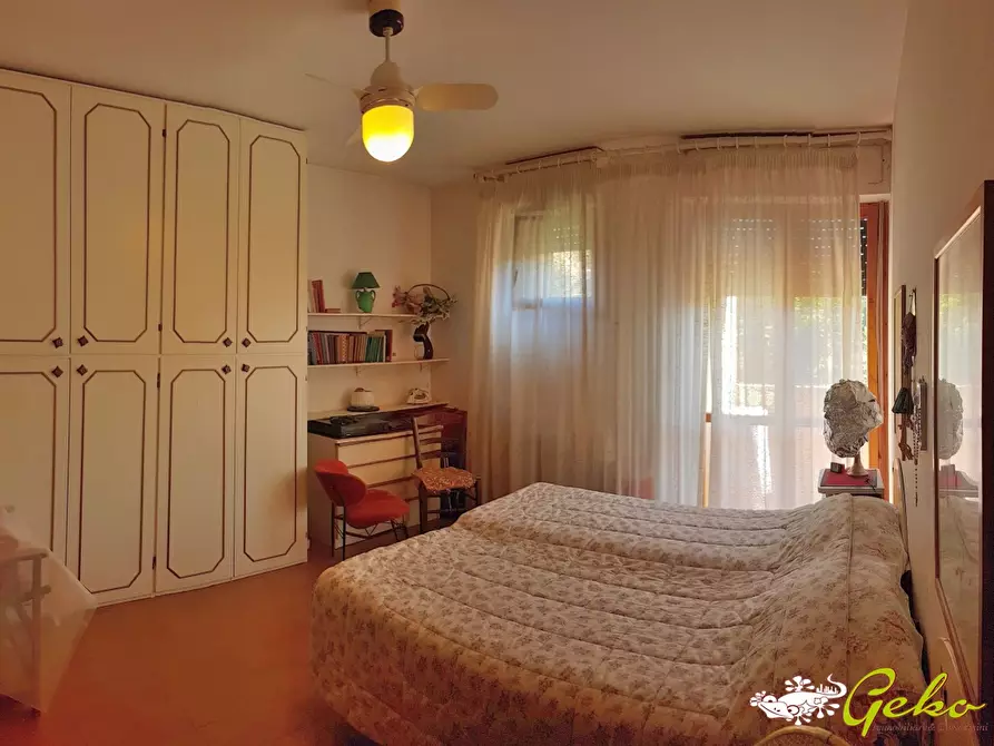 Immagine 7 di Appartamento in vendita  a San Gimignano