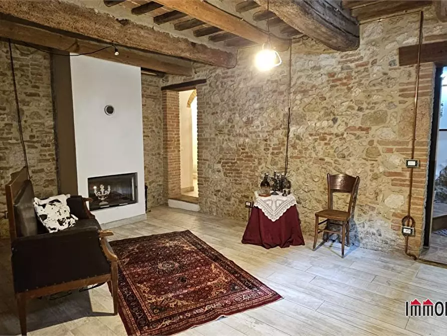 Immagine 6 di Appartamento in vendita  a Colle Di Val D'elsa