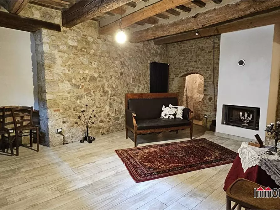 Immagine 8 di Appartamento in vendita  a Colle Di Val D'elsa