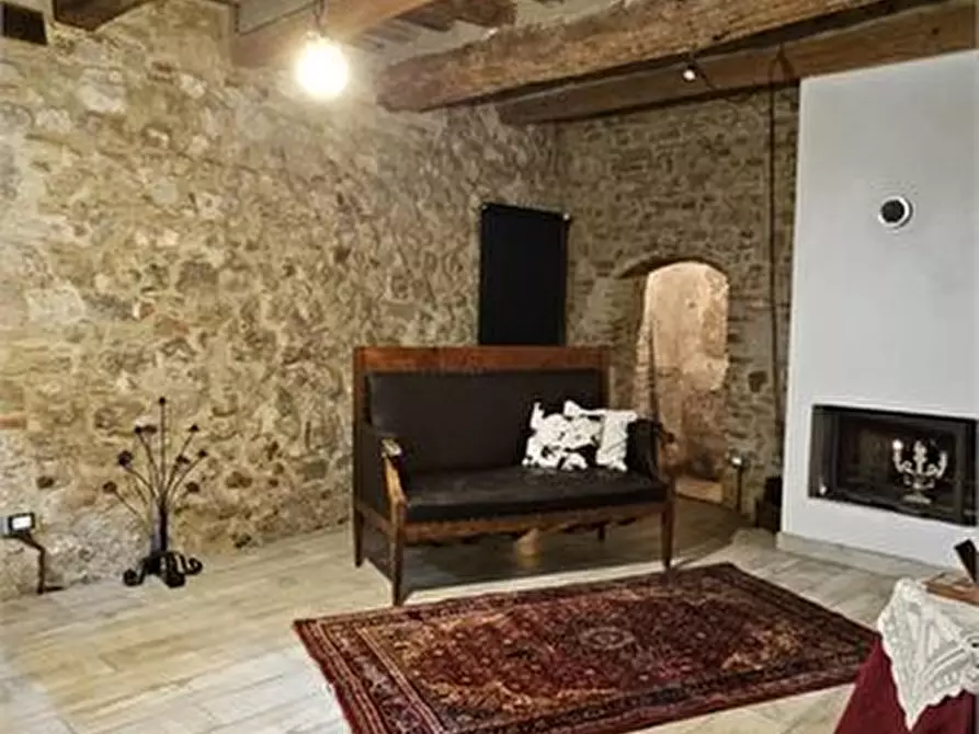 Immagine 7 di Appartamento in vendita  a Colle Di Val D'elsa