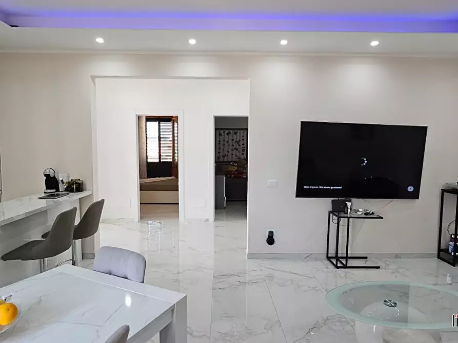 Immagine 7 di Appartamento in vendita  a Colle Di Val D'elsa