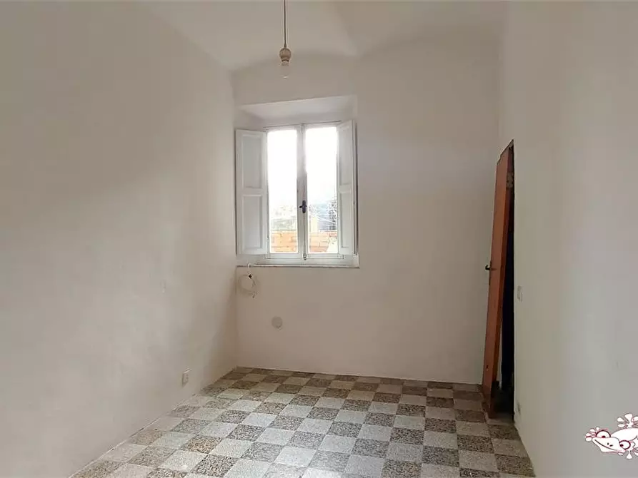 Immagine 3 di Appartamento in vendita  a San Gimignano