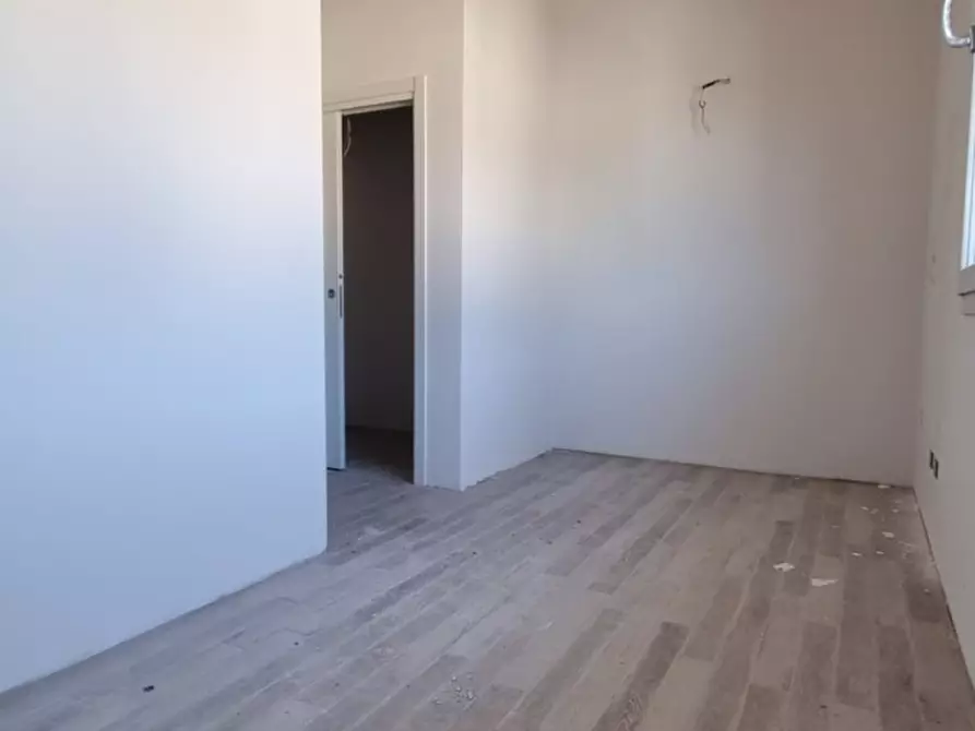 Immagine 8 di Appartamento in vendita  a Colle Di Val D'elsa