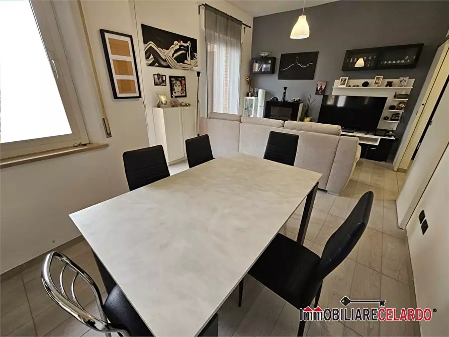 Immagine 8 di Appartamento in vendita  a Colle Di Val D'elsa