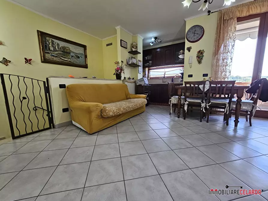 Immagine 2 di Appartamento in vendita  a Colle Di Val D'elsa