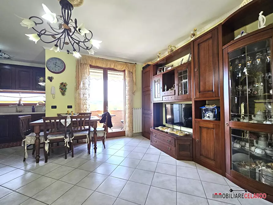 Immagine 4 di Appartamento in vendita  a Colle Di Val D'elsa