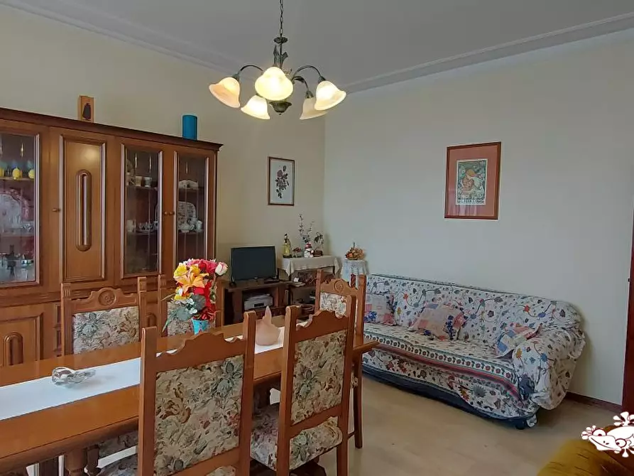 Immagine 1 di Appartamento in vendita  a San Gimignano