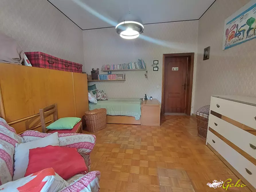 Immagine 7 di Appartamento in vendita  a San Gimignano