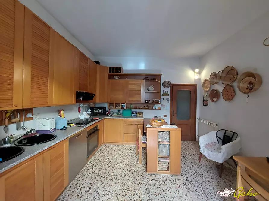 Immagine 9 di Appartamento in vendita  a San Gimignano