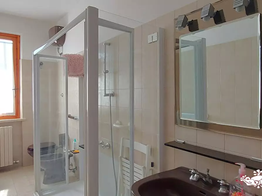 Immagine 8 di Appartamento in vendita  a San Gimignano