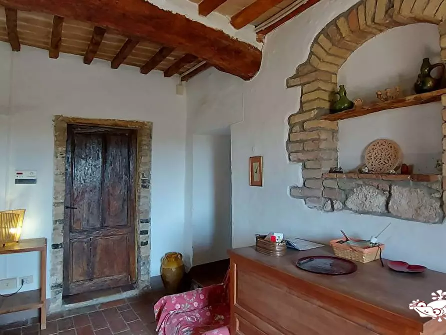 Immagine 4 di Appartamento in vendita  a San Gimignano