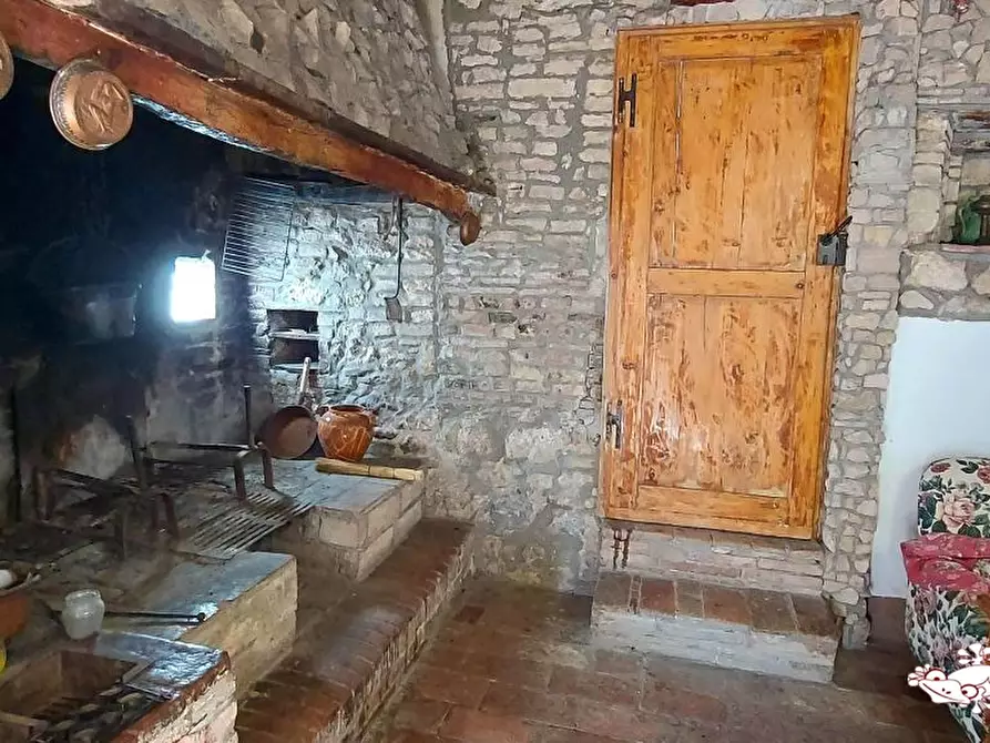 Immagine 5 di Appartamento in vendita  a San Gimignano