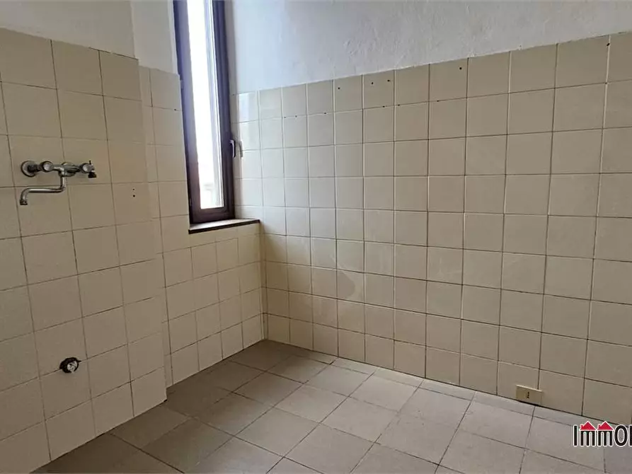 Immagine 4 di Appartamento in vendita  a Casole D'elsa