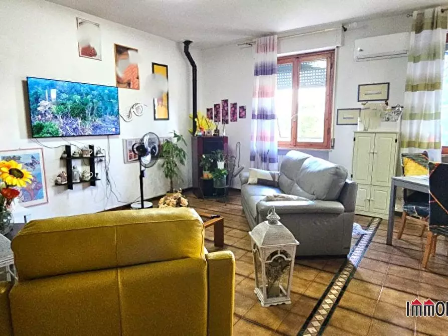 Immagine 5 di Appartamento in vendita  a Poggibonsi