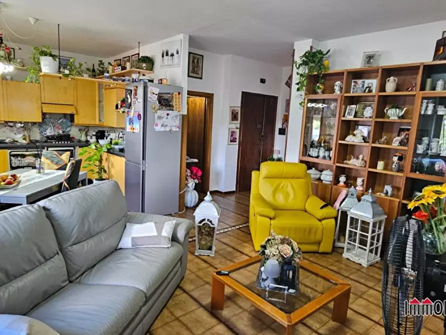 Immagine 8 di Appartamento in vendita  a Poggibonsi