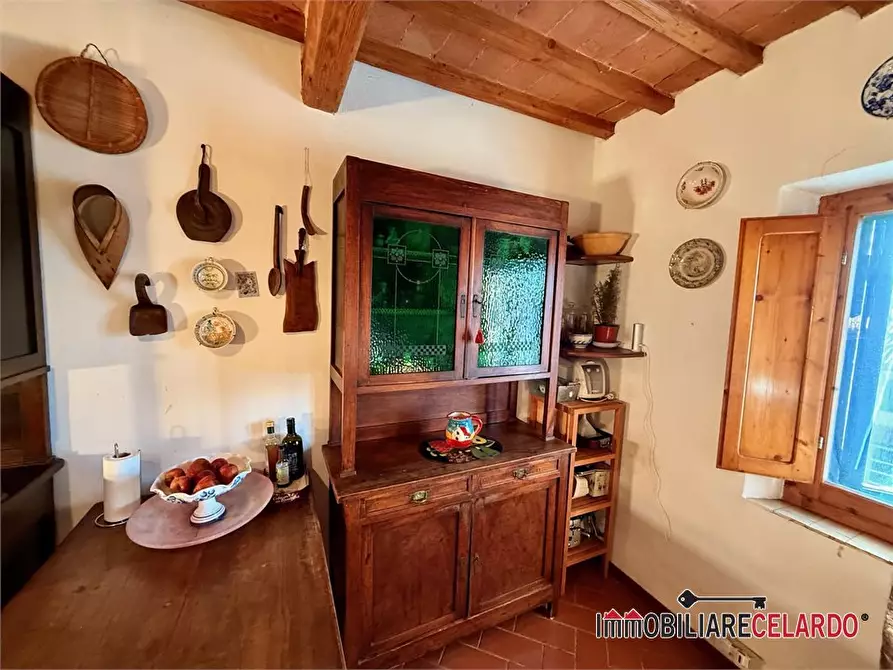 Immagine 6 di Appartamento in vendita  a Casole D'elsa