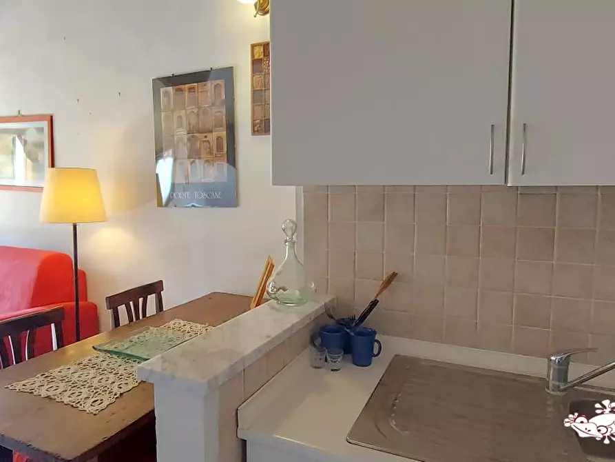 Immagine 7 di Appartamento in vendita  a San Gimignano